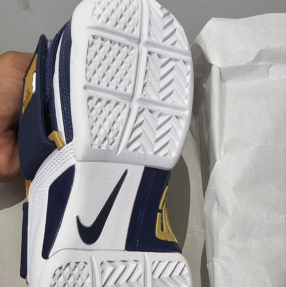 ZOOM LEBRON SOLDIER CT16 QS